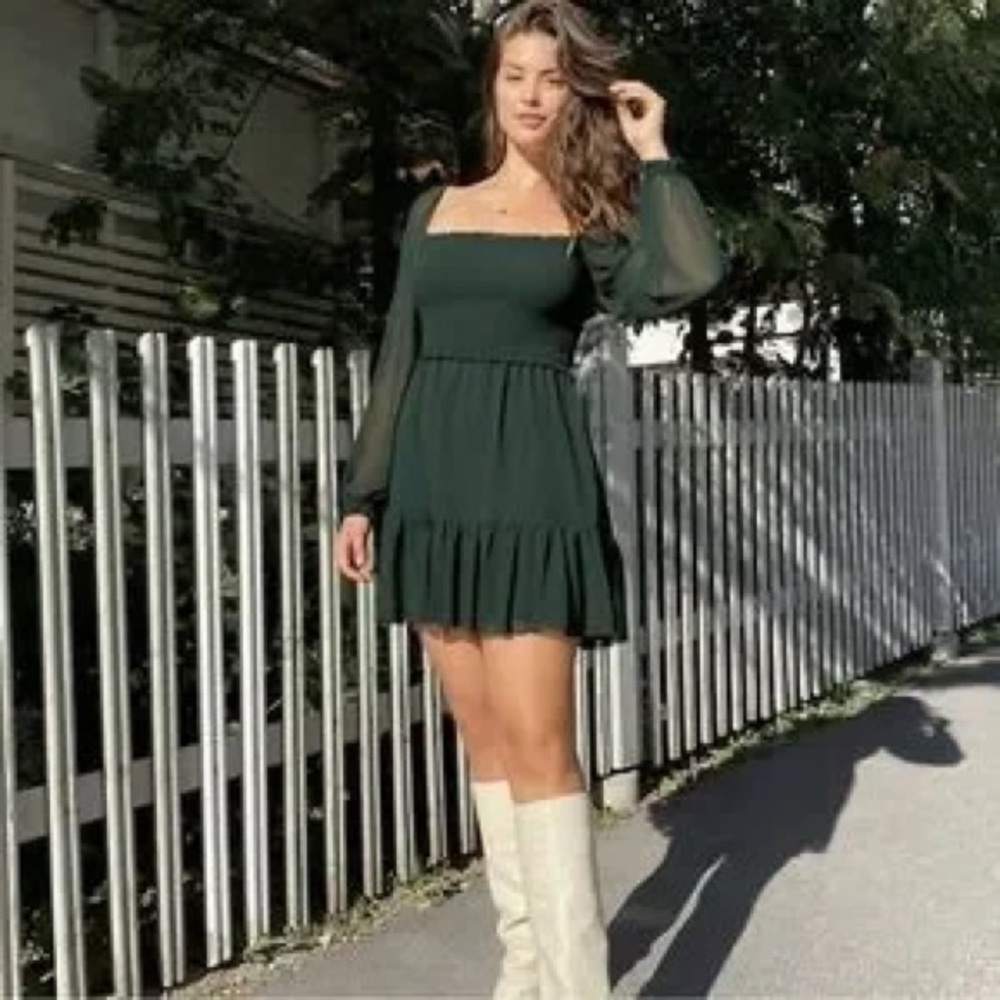 Aritzia Tempest Dress Forest Green M